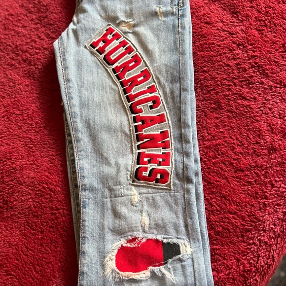 ❤️CUSTOMIZED Carolina Hurricanes Jeans 4 LONG - Picture 11 of 15